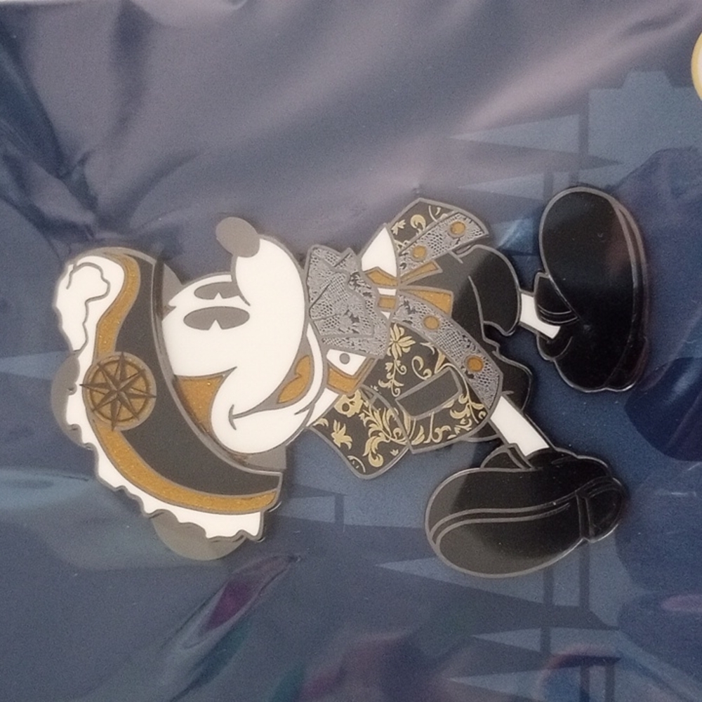Disney Mickey Main Attraction Pirates of the Caribbean #2 Pin - Picture 3 of 3